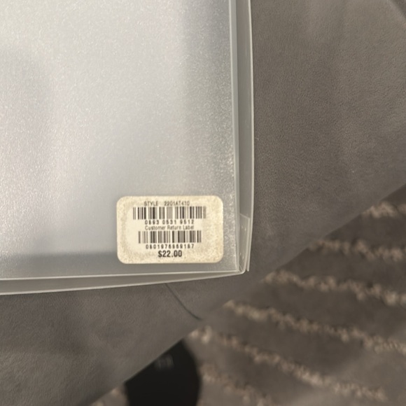 BUNDLE OF 2 4X6” BOY PHOTO ALBUMS. HOLDS 200 PICTES. CAN BE SOLD SEPARATELY - Picture 4 of 6